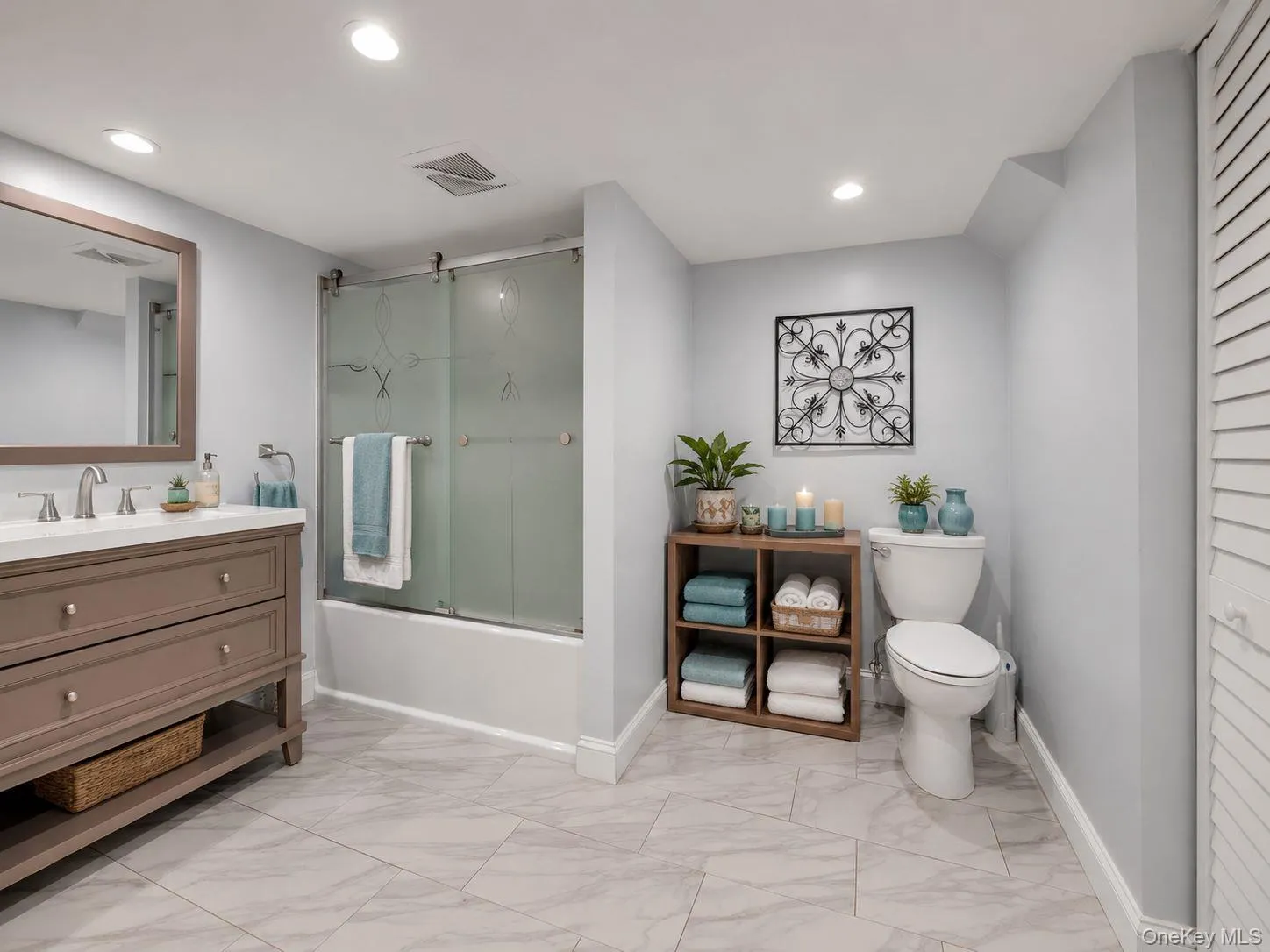 3 Carlson Court, Smithtown, NY, 3 Bedrooms Bedrooms, 6 Rooms Rooms,2 BathroomsBathrooms,Residential,For Rent,Carlson,0,1035436 3 Carlson Court, Smithtown, NY, 3 Bedrooms Bedrooms, 6 Rooms Rooms,2 BathroomsBathrooms,Residential,For Rent,Carlson,0,1035436