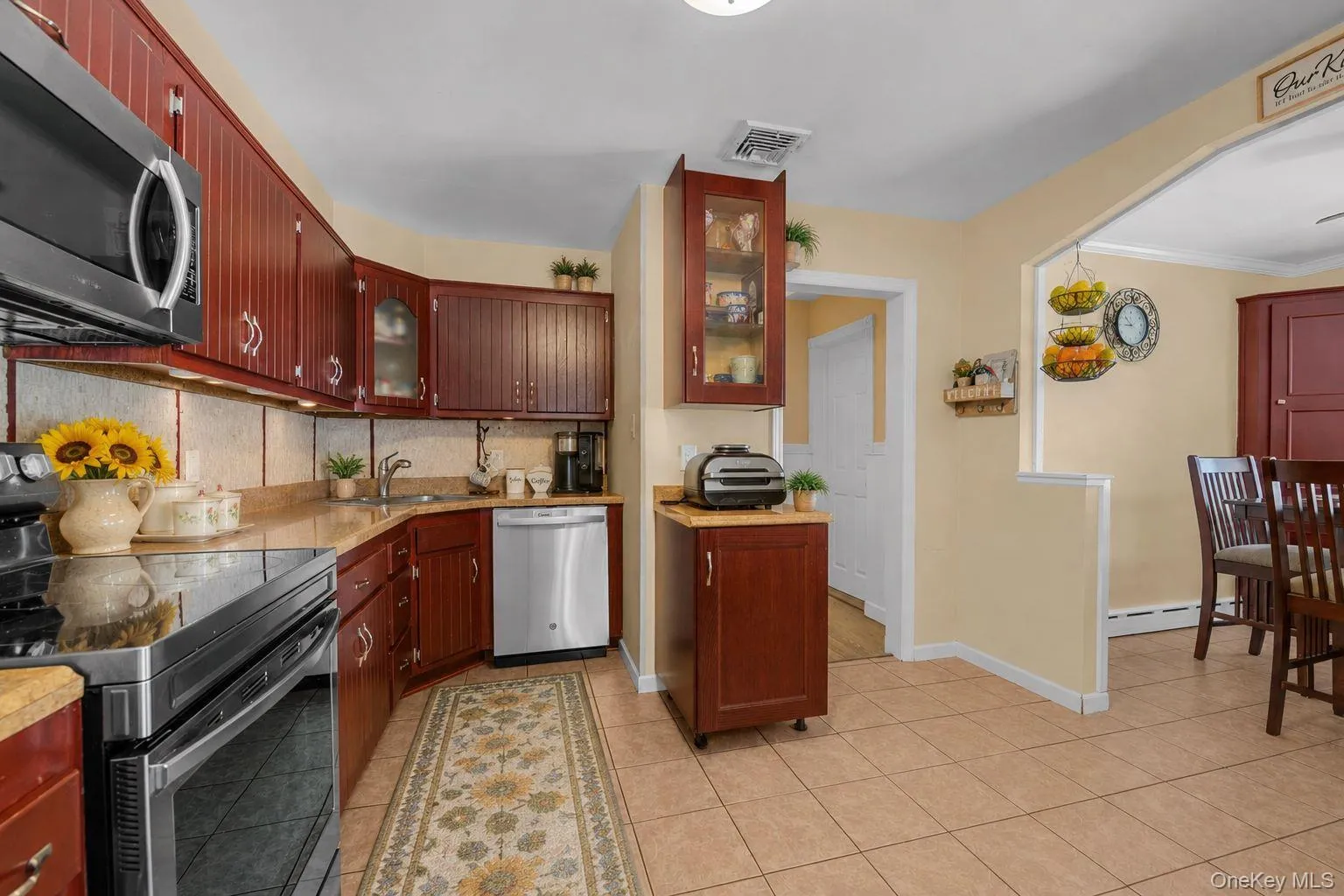 3 Carlson Court, Smithtown, NY, 3 Bedrooms Bedrooms, 6 Rooms Rooms,2 BathroomsBathrooms,Residential,For Rent,Carlson,0,1035436 3 Carlson Court, Smithtown, NY, 3 Bedrooms Bedrooms, 6 Rooms Rooms,2 BathroomsBathrooms,Residential,For Rent,Carlson,0,1035436