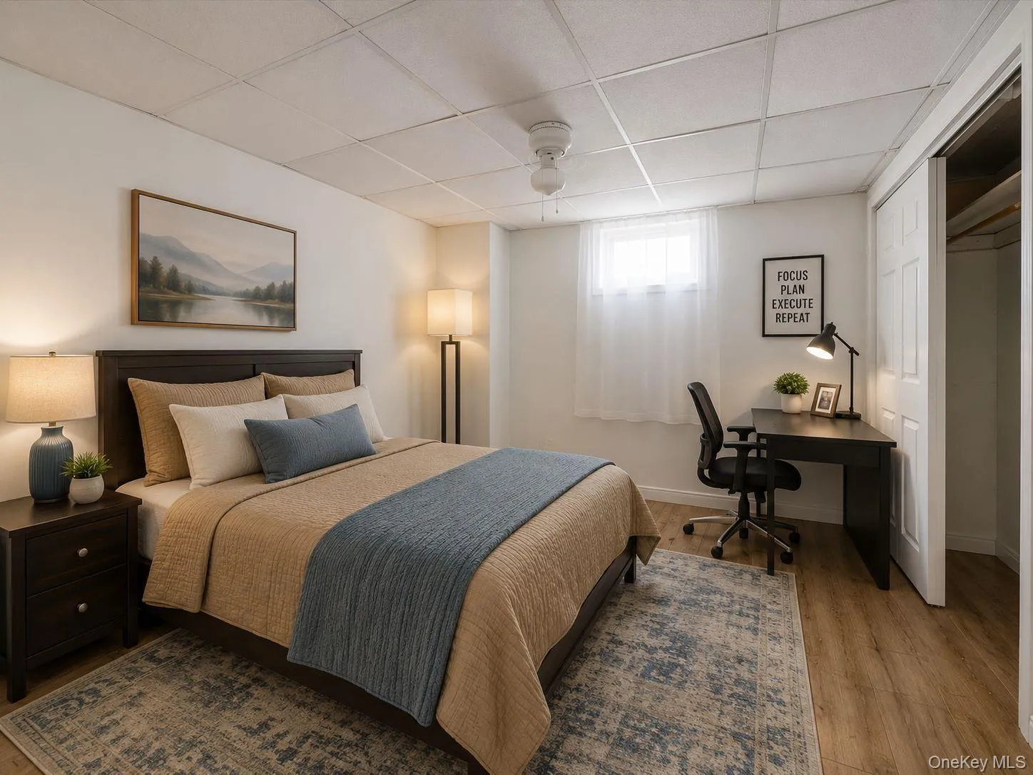 Guest room/Home office/Recreational Guest room/Home office/Recreational