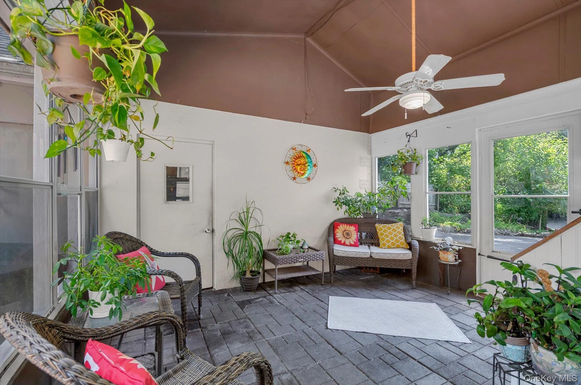 3 Carlson Court, Smithtown, NY, 3 Bedrooms Bedrooms, 6 Rooms Rooms,2 BathroomsBathrooms,Residential,For Rent,Carlson,0,1035436 3 Carlson Court, Smithtown, NY, 3 Bedrooms Bedrooms, 6 Rooms Rooms,2 BathroomsBathrooms,Residential,For Rent,Carlson,0,1035436