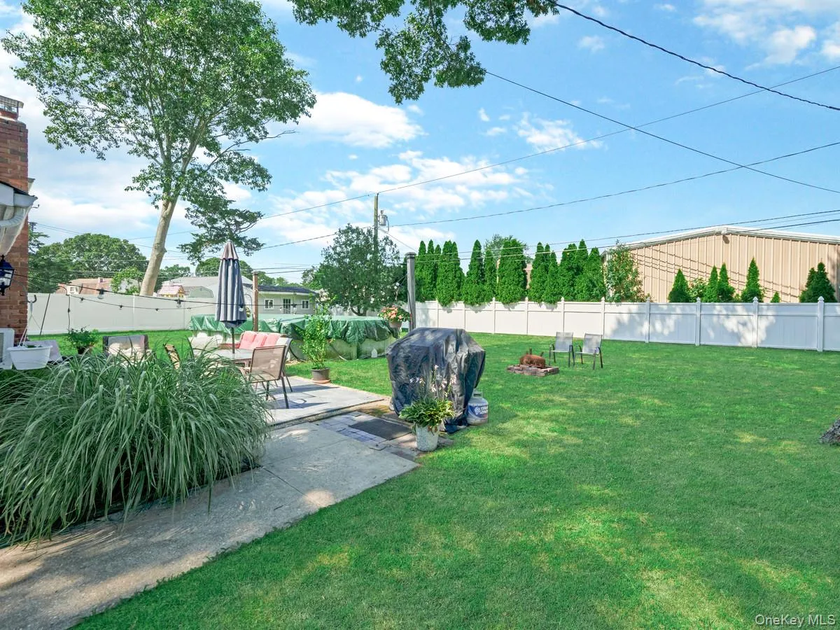 10 Corvair Lane, Brookhaven, NY, 4 Bedrooms Bedrooms, 11 Rooms Rooms,1 BathroomBathrooms,Residential,For Rent,Corvair,0,1035442 10 Corvair Lane, Brookhaven, NY, 4 Bedrooms Bedrooms, 11 Rooms Rooms,1 BathroomBathrooms,Residential,For Rent,Corvair,0,1035442