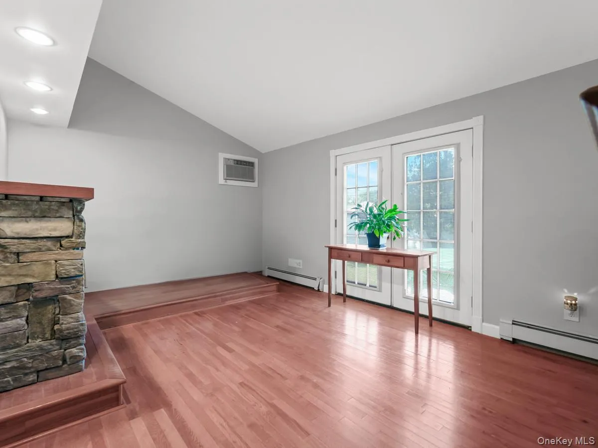 10 Corvair Lane, Brookhaven, NY, 4 Bedrooms Bedrooms, 11 Rooms Rooms,1 BathroomBathrooms,Residential,For Rent,Corvair,0,1035442 10 Corvair Lane, Brookhaven, NY, 4 Bedrooms Bedrooms, 11 Rooms Rooms,1 BathroomBathrooms,Residential,For Rent,Corvair,0,1035442