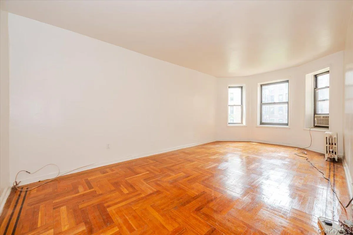 758 Brady Court, New York, NY, 2 Bedrooms Bedrooms, 5 Rooms Rooms,1 BathroomBathrooms,Residential,For Rent,Brady,0,1035444 758 Brady Court, New York, NY, 2 Bedrooms Bedrooms, 5 Rooms Rooms,1 BathroomBathrooms,Residential,For Rent,Brady,0,1035444