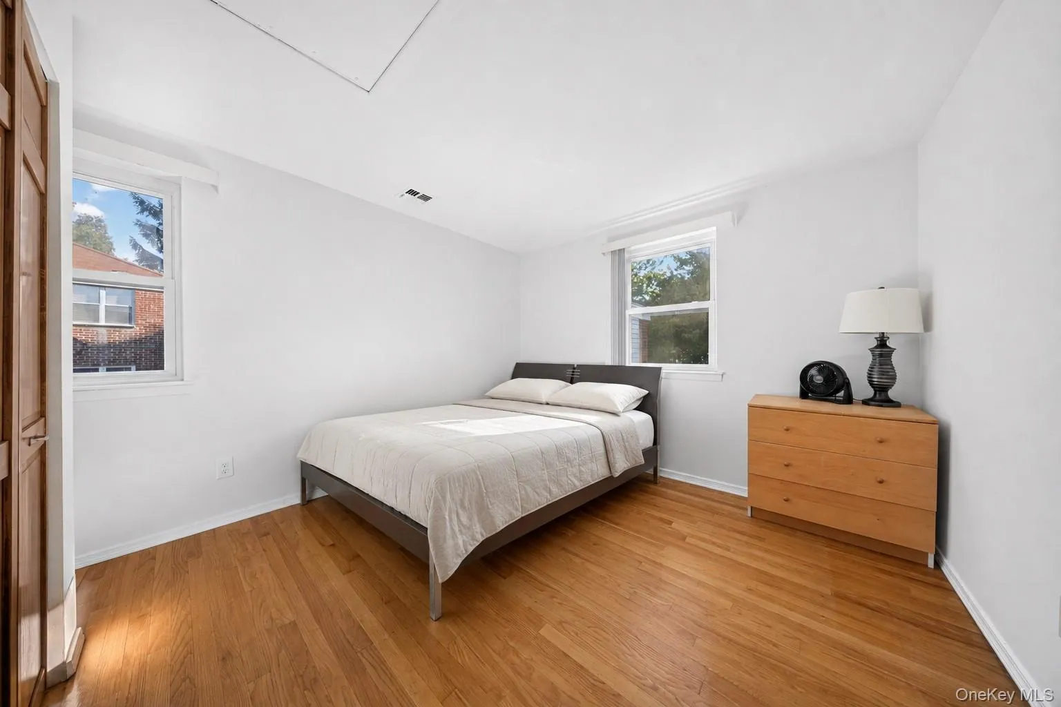 6861 Cloverdale Boulevard, New York, NY, 3 Bedrooms Bedrooms, 6 Rooms Rooms,2 BathroomsBathrooms,Residential,For Rent,Cloverdale,0,1035450 6861 Cloverdale Boulevard, New York, NY, 3 Bedrooms Bedrooms, 6 Rooms Rooms,2 BathroomsBathrooms,Residential,For Rent,Cloverdale,0,1035450