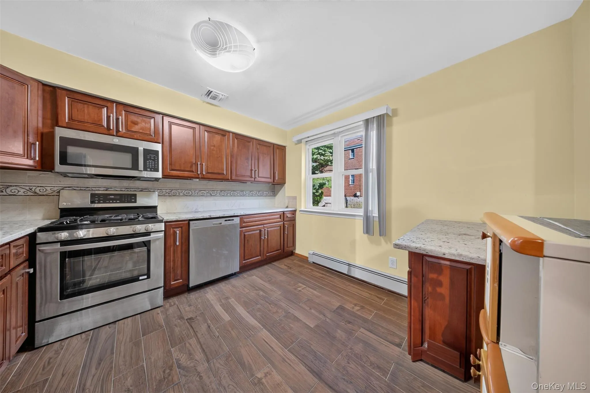 6861 Cloverdale Boulevard, New York, NY, 3 Bedrooms Bedrooms, 6 Rooms Rooms,2 BathroomsBathrooms,Residential,For Rent,Cloverdale,0,1035450 6861 Cloverdale Boulevard, New York, NY, 3 Bedrooms Bedrooms, 6 Rooms Rooms,2 BathroomsBathrooms,Residential,For Rent,Cloverdale,0,1035450
