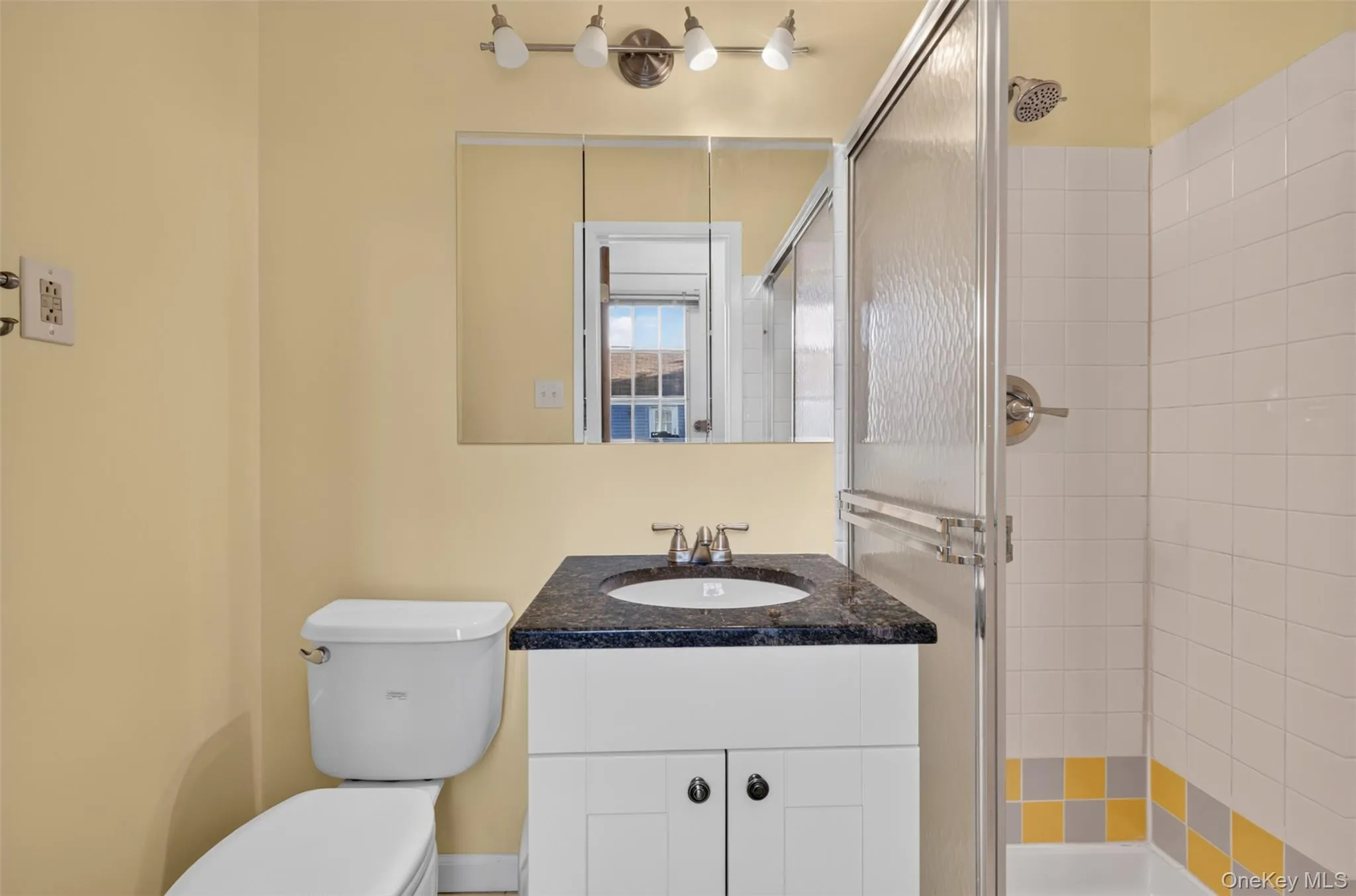 6861 Cloverdale Boulevard, New York, NY, 3 Bedrooms Bedrooms, 6 Rooms Rooms,2 BathroomsBathrooms,Residential,For Rent,Cloverdale,0,1035450 6861 Cloverdale Boulevard, New York, NY, 3 Bedrooms Bedrooms, 6 Rooms Rooms,2 BathroomsBathrooms,Residential,For Rent,Cloverdale,0,1035450