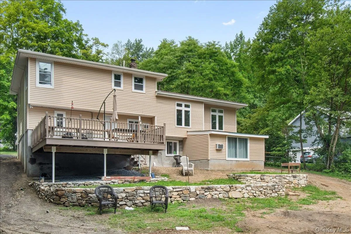 674 Sprout Brook Road, Putnam Valley, NY, 3 Bedrooms Bedrooms, 9 Rooms Rooms,2 BathroomsBathrooms,Residential Lease,For Rent,Sprout Brook,0,1035452 674 Sprout Brook Road, Putnam Valley, NY, 3 Bedrooms Bedrooms, 9 Rooms Rooms,2 BathroomsBathrooms,Residential Lease,For Rent,Sprout Brook,0,1035452