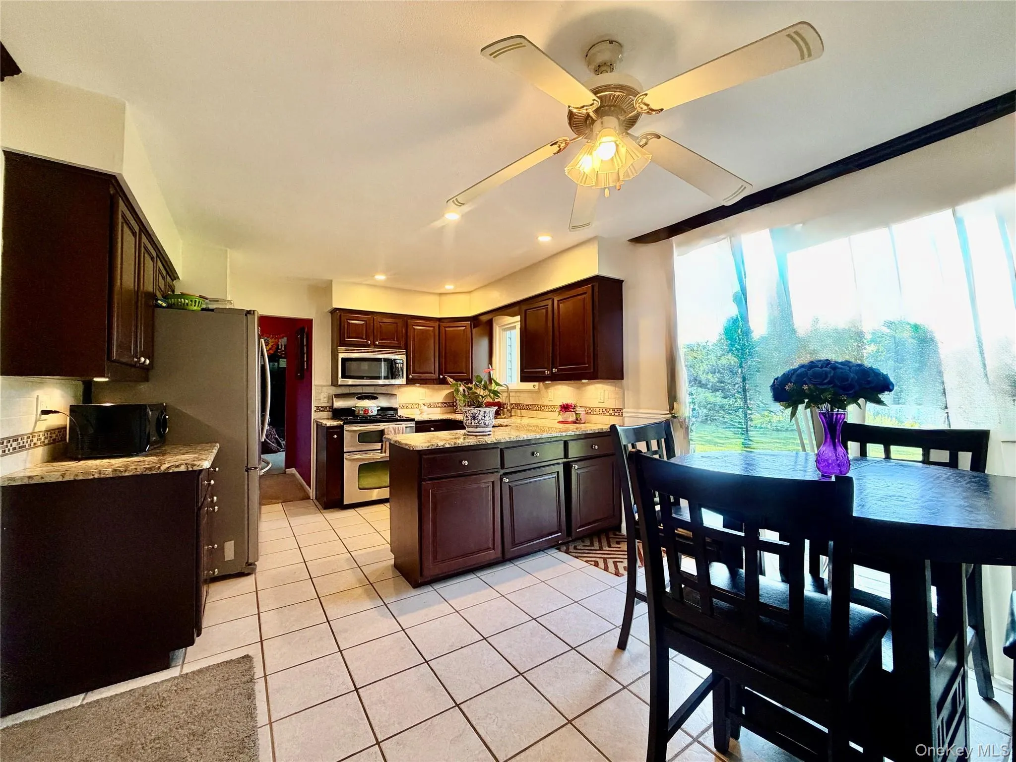7 Estates Drive, Brookhaven, NY, 4 Bedrooms Bedrooms, 8 Rooms Rooms,3 BathroomsBathrooms,Residential,For Rent,Estates,0,1035458 7 Estates Drive, Brookhaven, NY, 4 Bedrooms Bedrooms, 8 Rooms Rooms,3 BathroomsBathrooms,Residential,For Rent,Estates,0,1035458