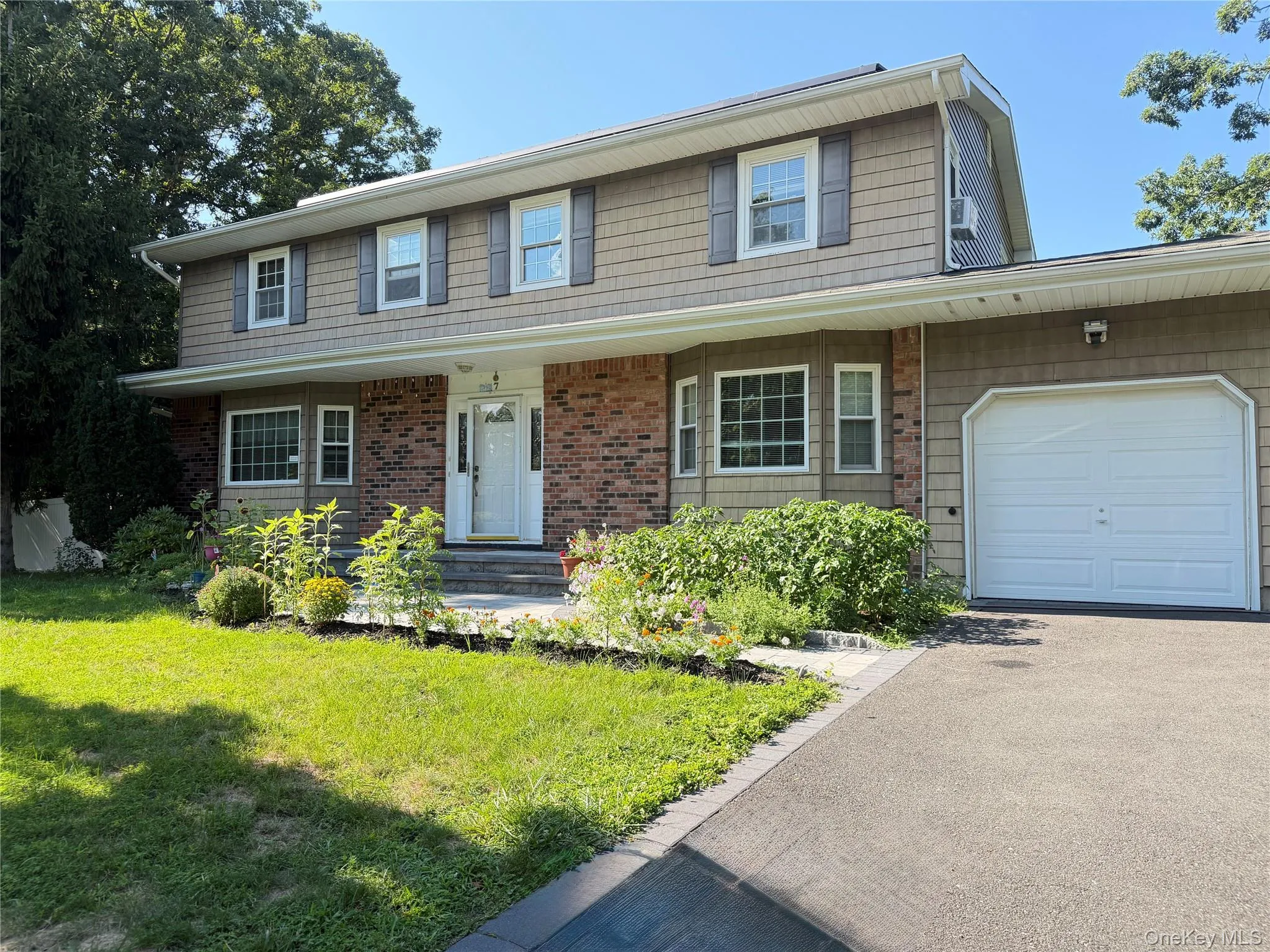 7 Estates Drive, Brookhaven, NY, 4 Bedrooms Bedrooms, 8 Rooms Rooms,3 BathroomsBathrooms,Residential,For Rent,Estates,0,1035458 7 Estates Drive, Brookhaven, NY, 4 Bedrooms Bedrooms, 8 Rooms Rooms,3 BathroomsBathrooms,Residential,For Rent,Estates,0,1035458