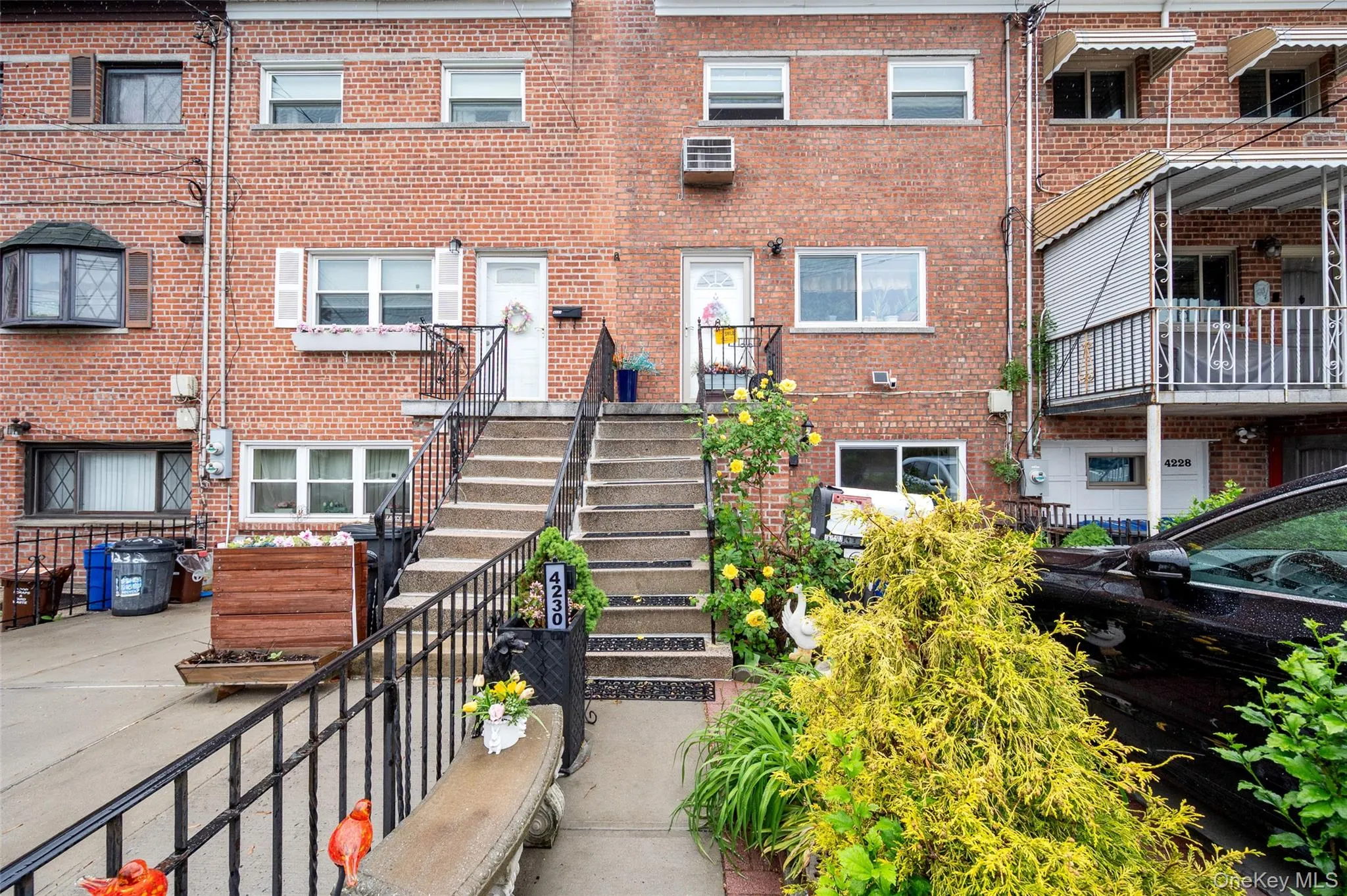 4230 Tremont Avenue, New York, NY, 3 Bedrooms Bedrooms, 8 Rooms Rooms,2 BathroomsBathrooms,Residential,For Rent,Tremont,0,1035460 4230 Tremont Avenue, New York, NY, 3 Bedrooms Bedrooms, 8 Rooms Rooms,2 BathroomsBathrooms,Residential,For Rent,Tremont,0,1035460