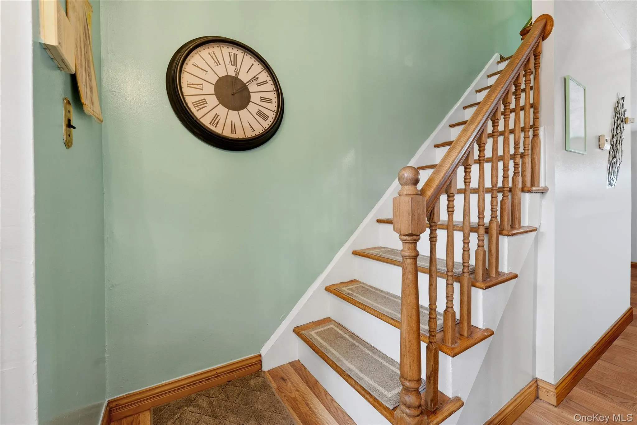 4230 Tremont Avenue, New York, NY, 3 Bedrooms Bedrooms, 8 Rooms Rooms,2 BathroomsBathrooms,Residential,For Rent,Tremont,0,1035460 4230 Tremont Avenue, New York, NY, 3 Bedrooms Bedrooms, 8 Rooms Rooms,2 BathroomsBathrooms,Residential,For Rent,Tremont,0,1035460