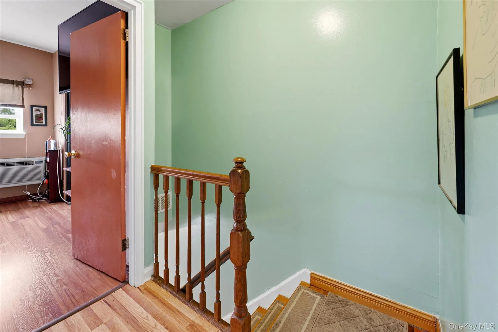 4230 Tremont Avenue, New York, NY, 3 Bedrooms Bedrooms, 8 Rooms Rooms,2 BathroomsBathrooms,Residential,For Rent,Tremont,0,1035460 4230 Tremont Avenue, New York, NY, 3 Bedrooms Bedrooms, 8 Rooms Rooms,2 BathroomsBathrooms,Residential,For Rent,Tremont,0,1035460