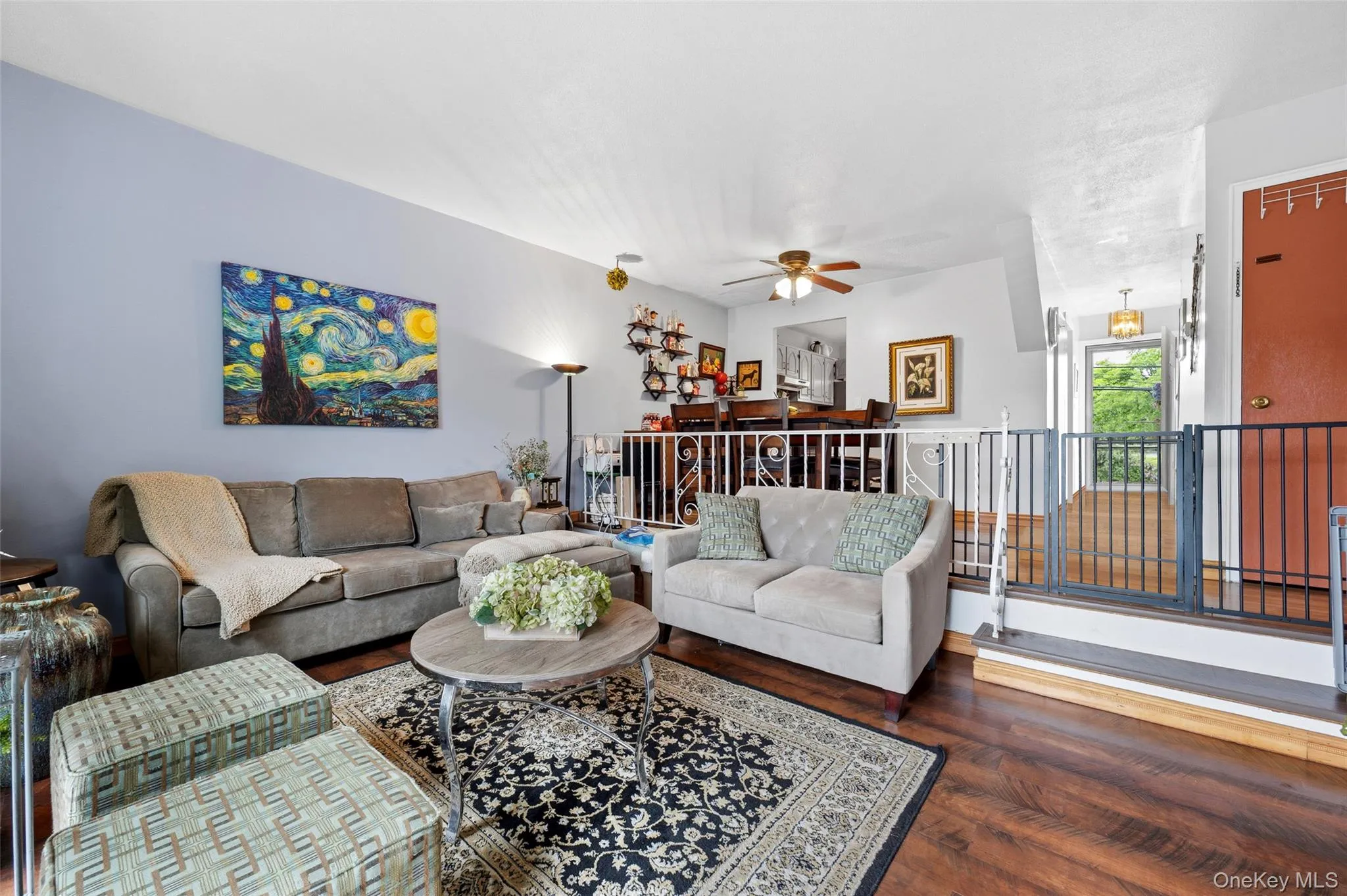 4230 Tremont Avenue, New York, NY, 3 Bedrooms Bedrooms, 8 Rooms Rooms,2 BathroomsBathrooms,Residential,For Rent,Tremont,0,1035460 4230 Tremont Avenue, New York, NY, 3 Bedrooms Bedrooms, 8 Rooms Rooms,2 BathroomsBathrooms,Residential,For Rent,Tremont,0,1035460