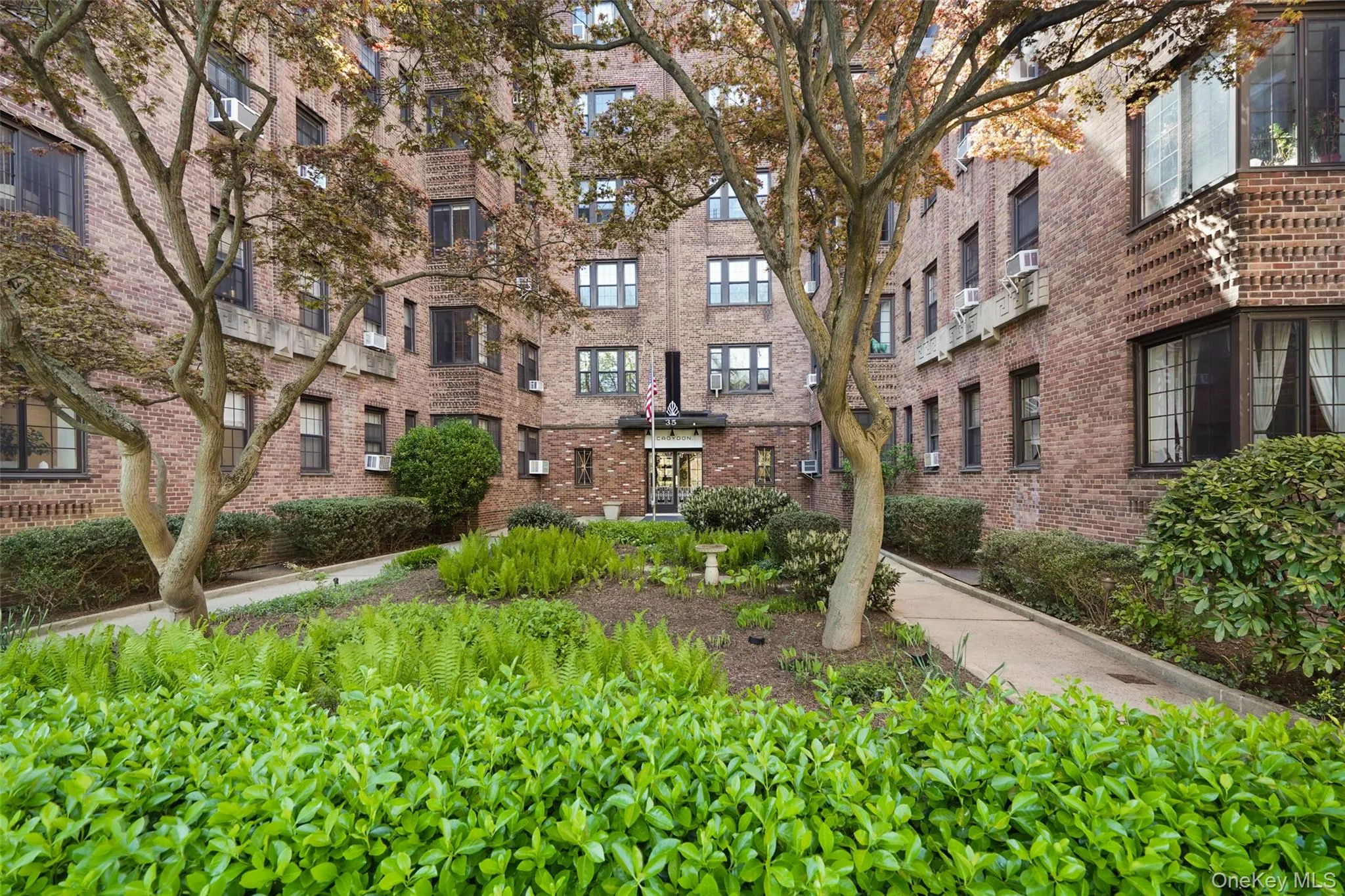 35 Parkview Avenue, Yonkers, NY, 1 Bedroom Bedrooms, 5 Rooms Rooms,1 BathroomBathrooms,Residential,For Rent,Parkview,0,1035465 35 Parkview Avenue, Yonkers, NY, 1 Bedroom Bedrooms, 5 Rooms Rooms,1 BathroomBathrooms,Residential,For Rent,Parkview,0,1035465