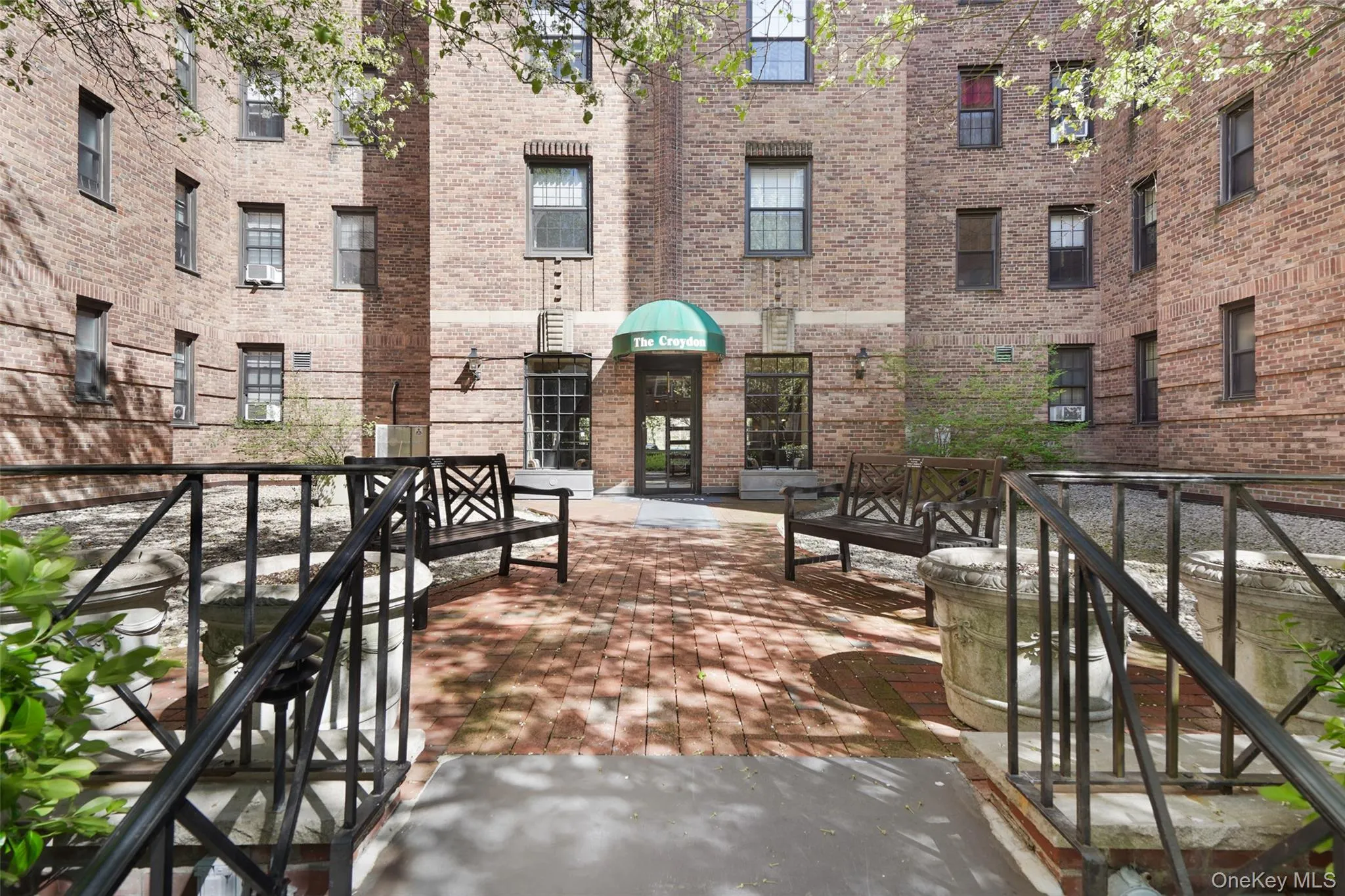 35 Parkview Avenue, Yonkers, NY, 1 Bedroom Bedrooms, 5 Rooms Rooms,1 BathroomBathrooms,Residential,For Rent,Parkview,0,1035465 35 Parkview Avenue, Yonkers, NY, 1 Bedroom Bedrooms, 5 Rooms Rooms,1 BathroomBathrooms,Residential,For Rent,Parkview,0,1035465