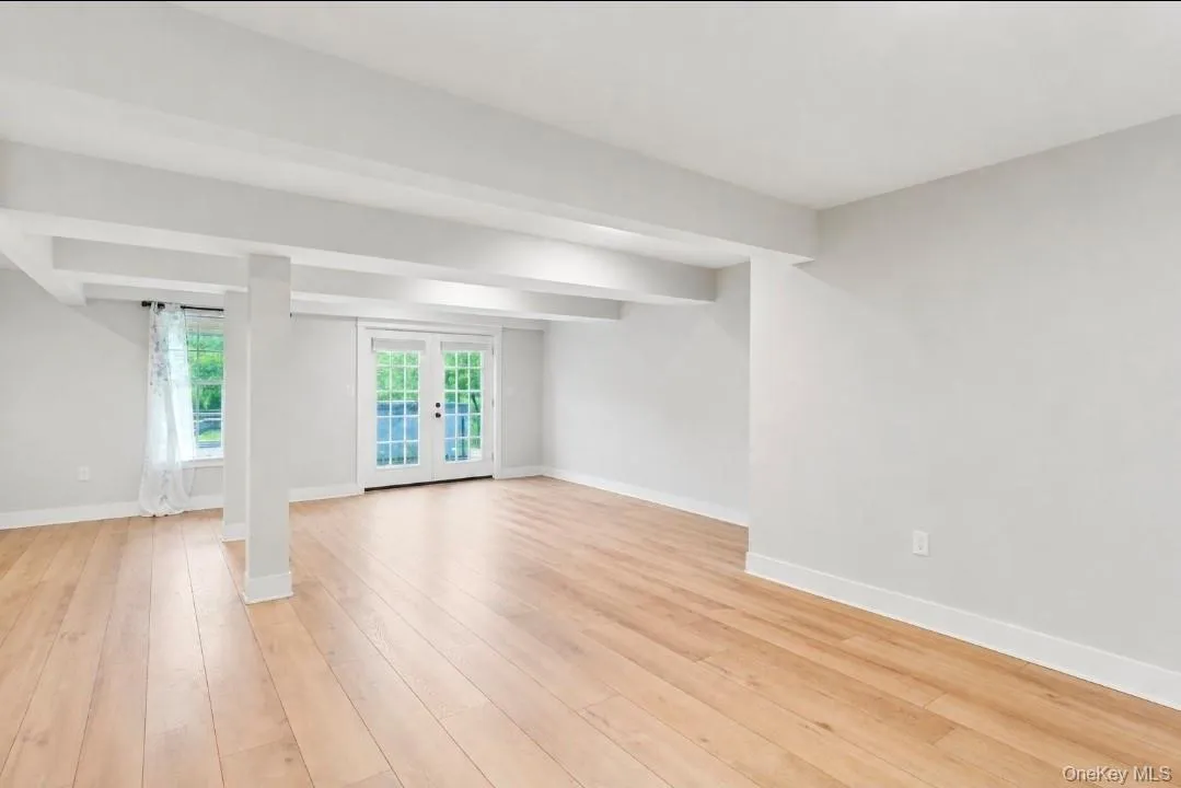 Virtually removed personal belongings Virtually removed personal belongings