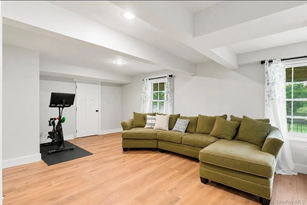 158 Reiss Road, Middletown, NY, 4 Bedrooms Bedrooms, 10 Rooms Rooms,2 BathroomsBathrooms,Residential,For Rent,Reiss,0,1035469 158 Reiss Road, Middletown, NY, 4 Bedrooms Bedrooms, 10 Rooms Rooms,2 BathroomsBathrooms,Residential,For Rent,Reiss,0,1035469