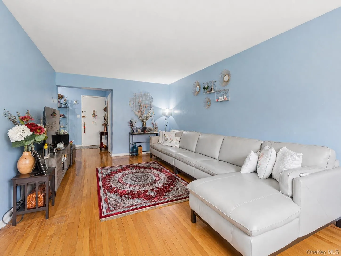 99-10 60th Avenue, New York, NY, 1 Bedroom Bedrooms, 5 Rooms Rooms,1 BathroomBathrooms,Residential,For Rent,60th,0,1035475 99-10 60th Avenue, New York, NY, 1 Bedroom Bedrooms, 5 Rooms Rooms,1 BathroomBathrooms,Residential,For Rent,60th,0,1035475