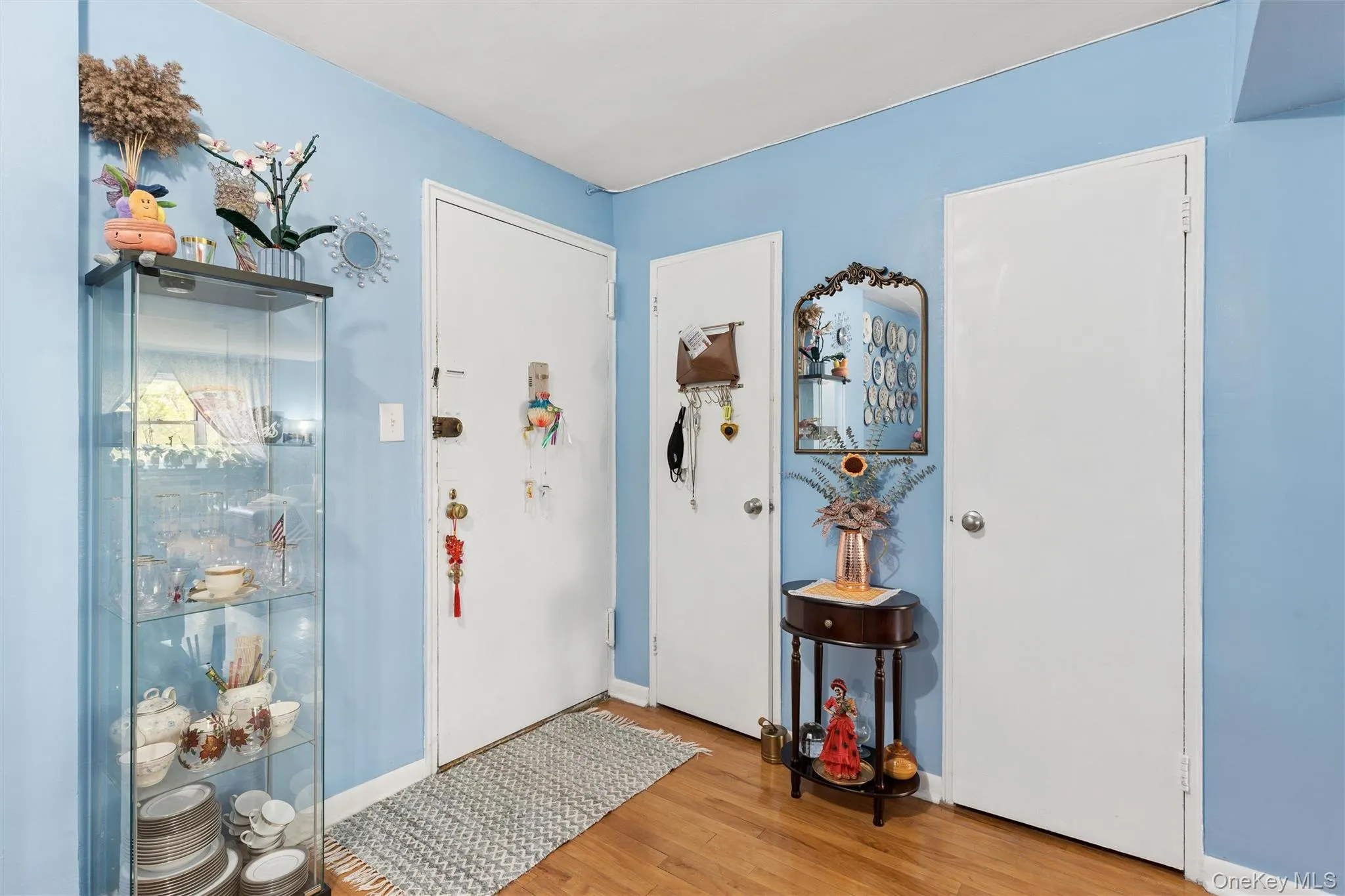 99-10 60th Avenue, New York, NY, 1 Bedroom Bedrooms, 5 Rooms Rooms,1 BathroomBathrooms,Residential,For Rent,60th,0,1035475 99-10 60th Avenue, New York, NY, 1 Bedroom Bedrooms, 5 Rooms Rooms,1 BathroomBathrooms,Residential,For Rent,60th,0,1035475