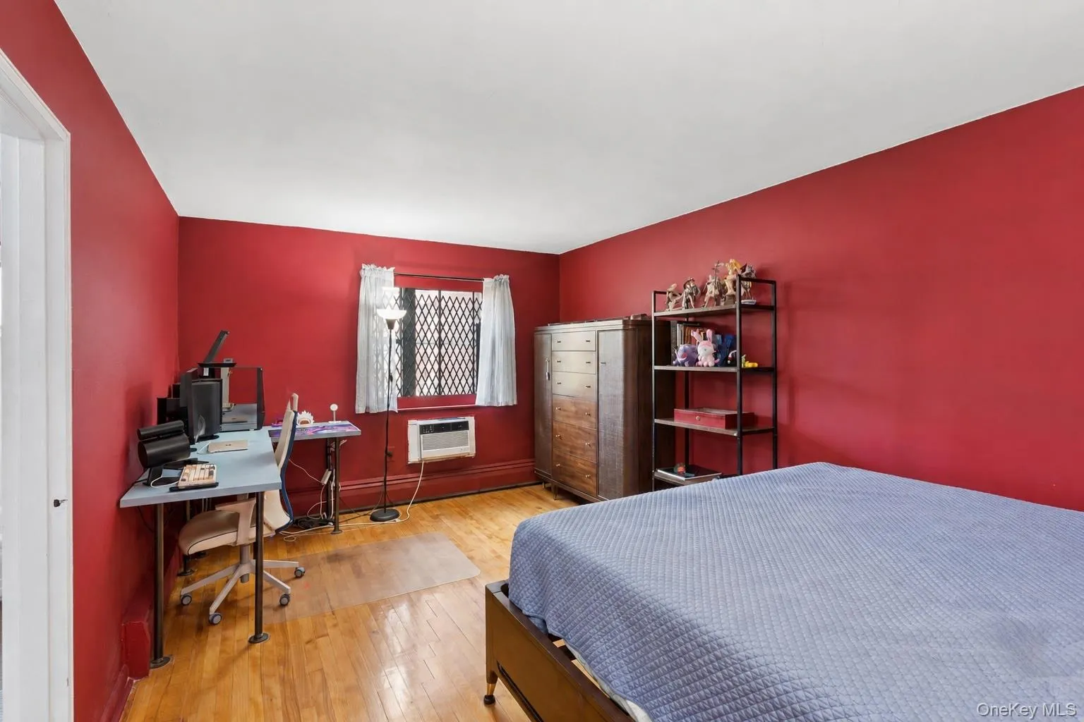 99-10 60th Avenue, New York, NY, 1 Bedroom Bedrooms, 5 Rooms Rooms,1 BathroomBathrooms,Residential,For Rent,60th,0,1035475 99-10 60th Avenue, New York, NY, 1 Bedroom Bedrooms, 5 Rooms Rooms,1 BathroomBathrooms,Residential,For Rent,60th,0,1035475