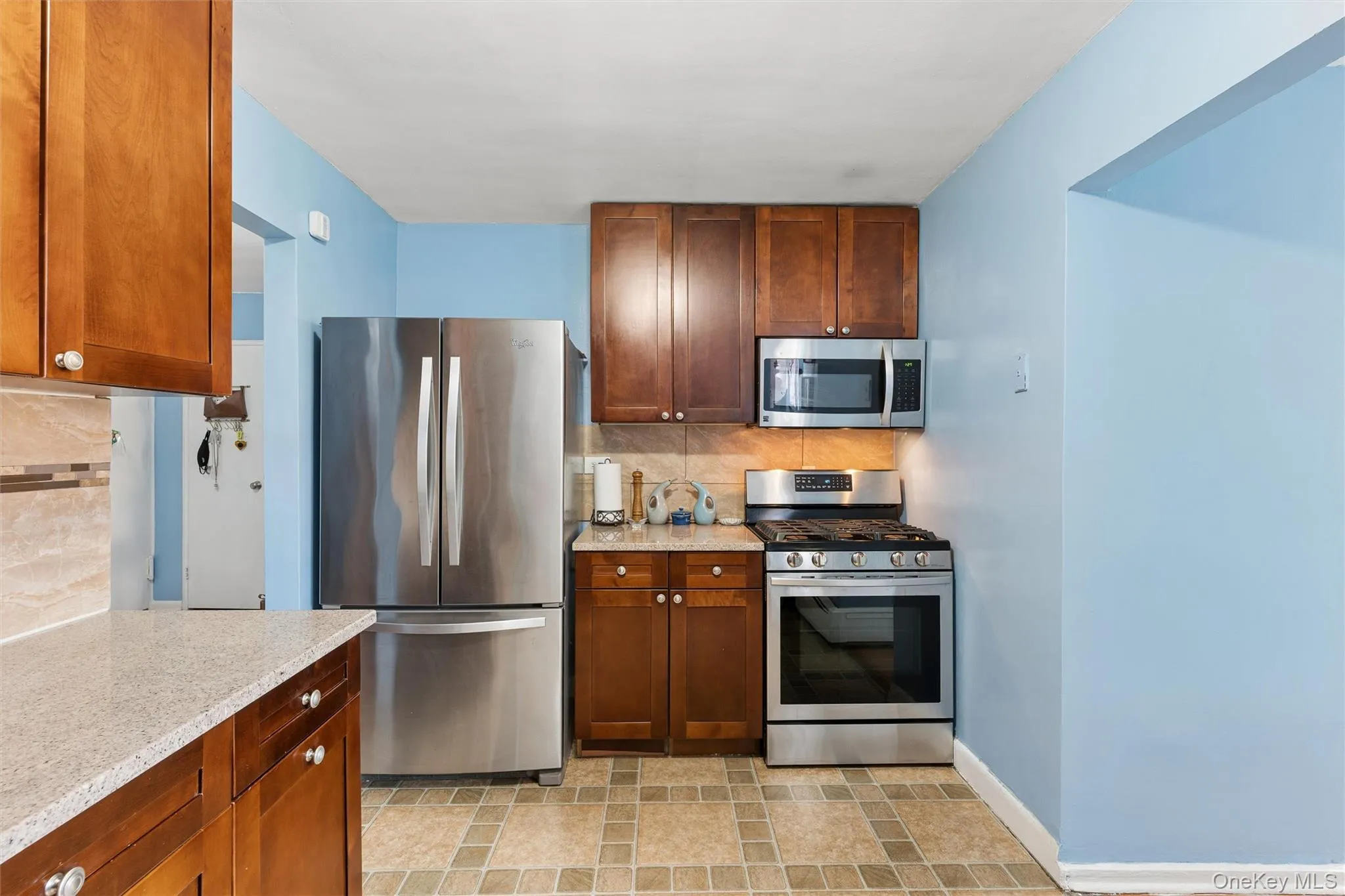 99-10 60th Avenue, New York, NY, 1 Bedroom Bedrooms, 5 Rooms Rooms,1 BathroomBathrooms,Residential,For Rent,60th,0,1035475 99-10 60th Avenue, New York, NY, 1 Bedroom Bedrooms, 5 Rooms Rooms,1 BathroomBathrooms,Residential,For Rent,60th,0,1035475