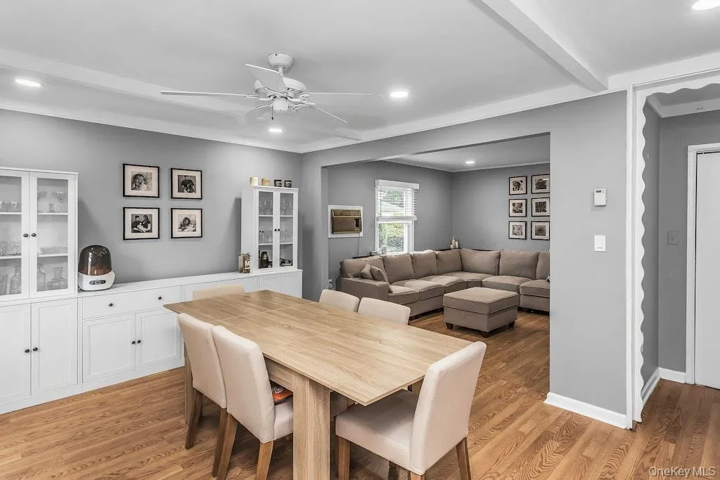 34 Vista Lane, Hempstead, NY, 3 Bedrooms Bedrooms, 6 Rooms Rooms,1 BathroomBathrooms,Residential,For Rent,Vista,0,1035477 34 Vista Lane, Hempstead, NY, 3 Bedrooms Bedrooms, 6 Rooms Rooms,1 BathroomBathrooms,Residential,For Rent,Vista,0,1035477