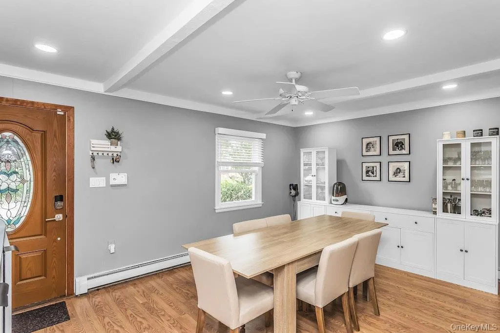 34 Vista Lane, Hempstead, NY, 3 Bedrooms Bedrooms, 6 Rooms Rooms,1 BathroomBathrooms,Residential,For Rent,Vista,0,1035477 34 Vista Lane, Hempstead, NY, 3 Bedrooms Bedrooms, 6 Rooms Rooms,1 BathroomBathrooms,Residential,For Rent,Vista,0,1035477