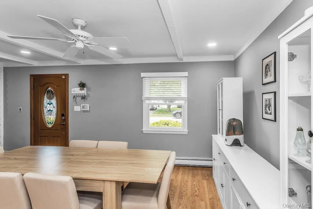 34 Vista Lane, Hempstead, NY, 3 Bedrooms Bedrooms, 6 Rooms Rooms,1 BathroomBathrooms,Residential,For Rent,Vista,0,1035477 34 Vista Lane, Hempstead, NY, 3 Bedrooms Bedrooms, 6 Rooms Rooms,1 BathroomBathrooms,Residential,For Rent,Vista,0,1035477