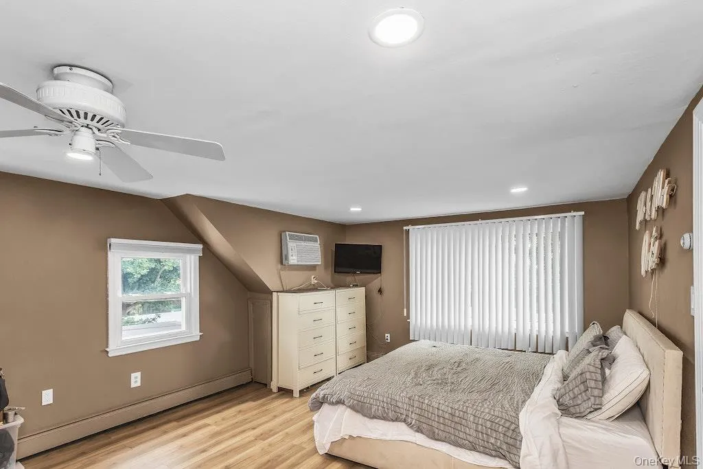 34 Vista Lane, Hempstead, NY, 3 Bedrooms Bedrooms, 6 Rooms Rooms,1 BathroomBathrooms,Residential,For Rent,Vista,0,1035477 34 Vista Lane, Hempstead, NY, 3 Bedrooms Bedrooms, 6 Rooms Rooms,1 BathroomBathrooms,Residential,For Rent,Vista,0,1035477