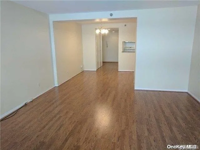 88 Cuttermill Road, North Hempstead, NY, 1 Bedroom Bedrooms, 4 Rooms Rooms,1 BathroomBathrooms,Residential Lease,For Rent,Cuttermill,0,1035478 88 Cuttermill Road, North Hempstead, NY, 1 Bedroom Bedrooms, 4 Rooms Rooms,1 BathroomBathrooms,Residential Lease,For Rent,Cuttermill,0,1035478