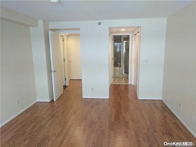 88 Cuttermill Road, North Hempstead, NY, 1 Bedroom Bedrooms, 4 Rooms Rooms,1 BathroomBathrooms,Residential Lease,For Rent,Cuttermill,0,1035478 88 Cuttermill Road, North Hempstead, NY, 1 Bedroom Bedrooms, 4 Rooms Rooms,1 BathroomBathrooms,Residential Lease,For Rent,Cuttermill,0,1035478