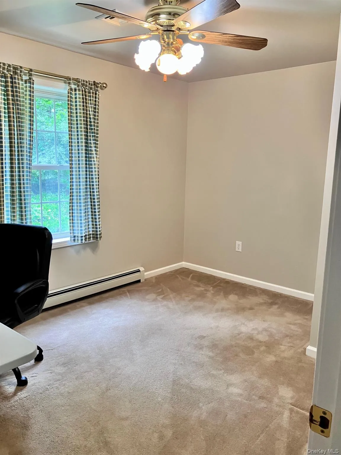 36 Carpenter Road, Wawayanda, NY, 3 Bedrooms Bedrooms, 6 Rooms Rooms,2 BathroomsBathrooms,Residential,For Rent,Carpenter,0,1035483 36 Carpenter Road, Wawayanda, NY, 3 Bedrooms Bedrooms, 6 Rooms Rooms,2 BathroomsBathrooms,Residential,For Rent,Carpenter,0,1035483