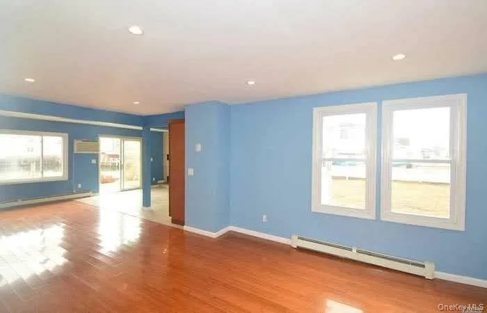 370 Clocks Boulevard, Oyster Bay, NY, 4 Bedrooms Bedrooms, 9 Rooms Rooms,2 BathroomsBathrooms,Residential,For Rent,Clocks,0,1035484 370 Clocks Boulevard, Oyster Bay, NY, 4 Bedrooms Bedrooms, 9 Rooms Rooms,2 BathroomsBathrooms,Residential,For Rent,Clocks,0,1035484
