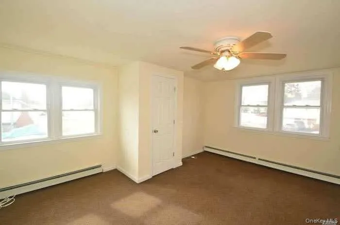 370 Clocks Boulevard, Oyster Bay, NY, 4 Bedrooms Bedrooms, 9 Rooms Rooms,2 BathroomsBathrooms,Residential,For Rent,Clocks,0,1035484 370 Clocks Boulevard, Oyster Bay, NY, 4 Bedrooms Bedrooms, 9 Rooms Rooms,2 BathroomsBathrooms,Residential,For Rent,Clocks,0,1035484