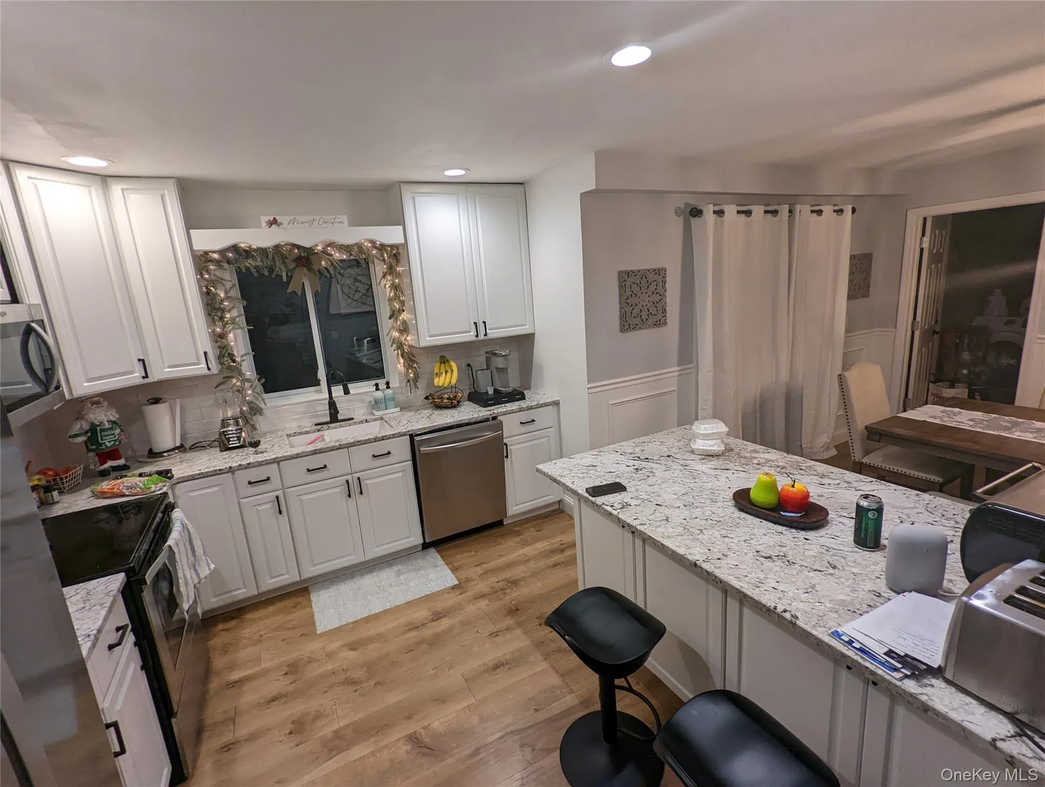 146 Rosemont Avenue, Brookhaven, NY, 3 Bedrooms Bedrooms, 7 Rooms Rooms,2 BathroomsBathrooms,Residential,For Rent,Rosemont,0,1035488 146 Rosemont Avenue, Brookhaven, NY, 3 Bedrooms Bedrooms, 7 Rooms Rooms,2 BathroomsBathrooms,Residential,For Rent,Rosemont,0,1035488