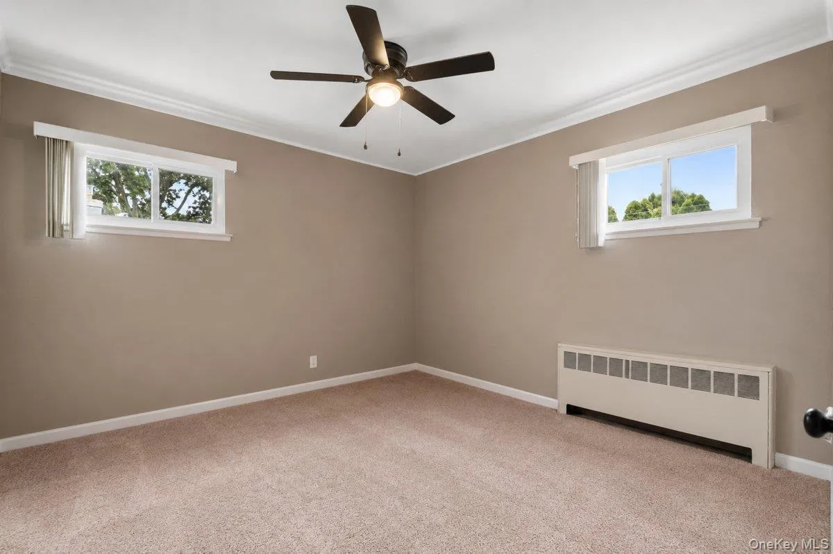 26 Margaret Road, Oyster Bay, NY, 3 Bedrooms Bedrooms, 7 Rooms Rooms,2 BathroomsBathrooms,Residential,For Rent,Margaret,0,1035492 26 Margaret Road, Oyster Bay, NY, 3 Bedrooms Bedrooms, 7 Rooms Rooms,2 BathroomsBathrooms,Residential,For Rent,Margaret,0,1035492