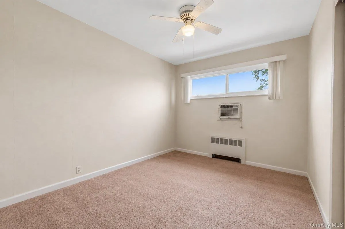 26 Margaret Road, Oyster Bay, NY, 3 Bedrooms Bedrooms, 7 Rooms Rooms,2 BathroomsBathrooms,Residential,For Rent,Margaret,0,1035492 26 Margaret Road, Oyster Bay, NY, 3 Bedrooms Bedrooms, 7 Rooms Rooms,2 BathroomsBathrooms,Residential,For Rent,Margaret,0,1035492