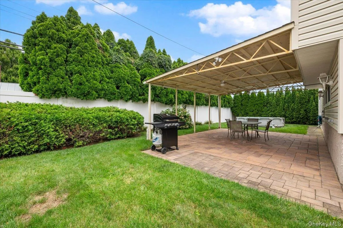 26 Margaret Road, Oyster Bay, NY, 3 Bedrooms Bedrooms, 7 Rooms Rooms,2 BathroomsBathrooms,Residential,For Rent,Margaret,0,1035492 26 Margaret Road, Oyster Bay, NY, 3 Bedrooms Bedrooms, 7 Rooms Rooms,2 BathroomsBathrooms,Residential,For Rent,Margaret,0,1035492