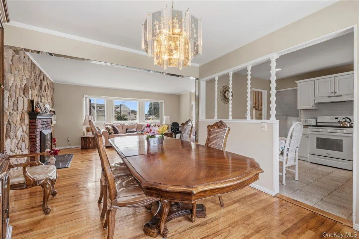 26 Margaret Road, Oyster Bay, NY, 3 Bedrooms Bedrooms, 7 Rooms Rooms,2 BathroomsBathrooms,Residential,For Rent,Margaret,0,1035492 26 Margaret Road, Oyster Bay, NY, 3 Bedrooms Bedrooms, 7 Rooms Rooms,2 BathroomsBathrooms,Residential,For Rent,Margaret,0,1035492