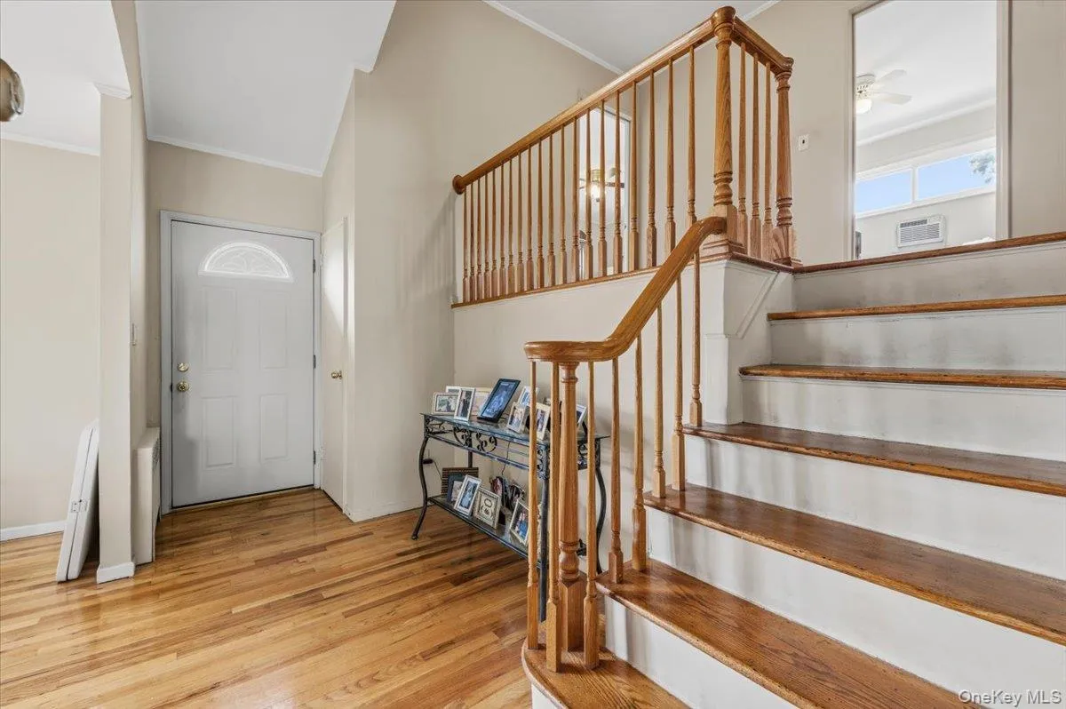 26 Margaret Road, Oyster Bay, NY, 3 Bedrooms Bedrooms, 7 Rooms Rooms,2 BathroomsBathrooms,Residential,For Rent,Margaret,0,1035492 26 Margaret Road, Oyster Bay, NY, 3 Bedrooms Bedrooms, 7 Rooms Rooms,2 BathroomsBathrooms,Residential,For Rent,Margaret,0,1035492