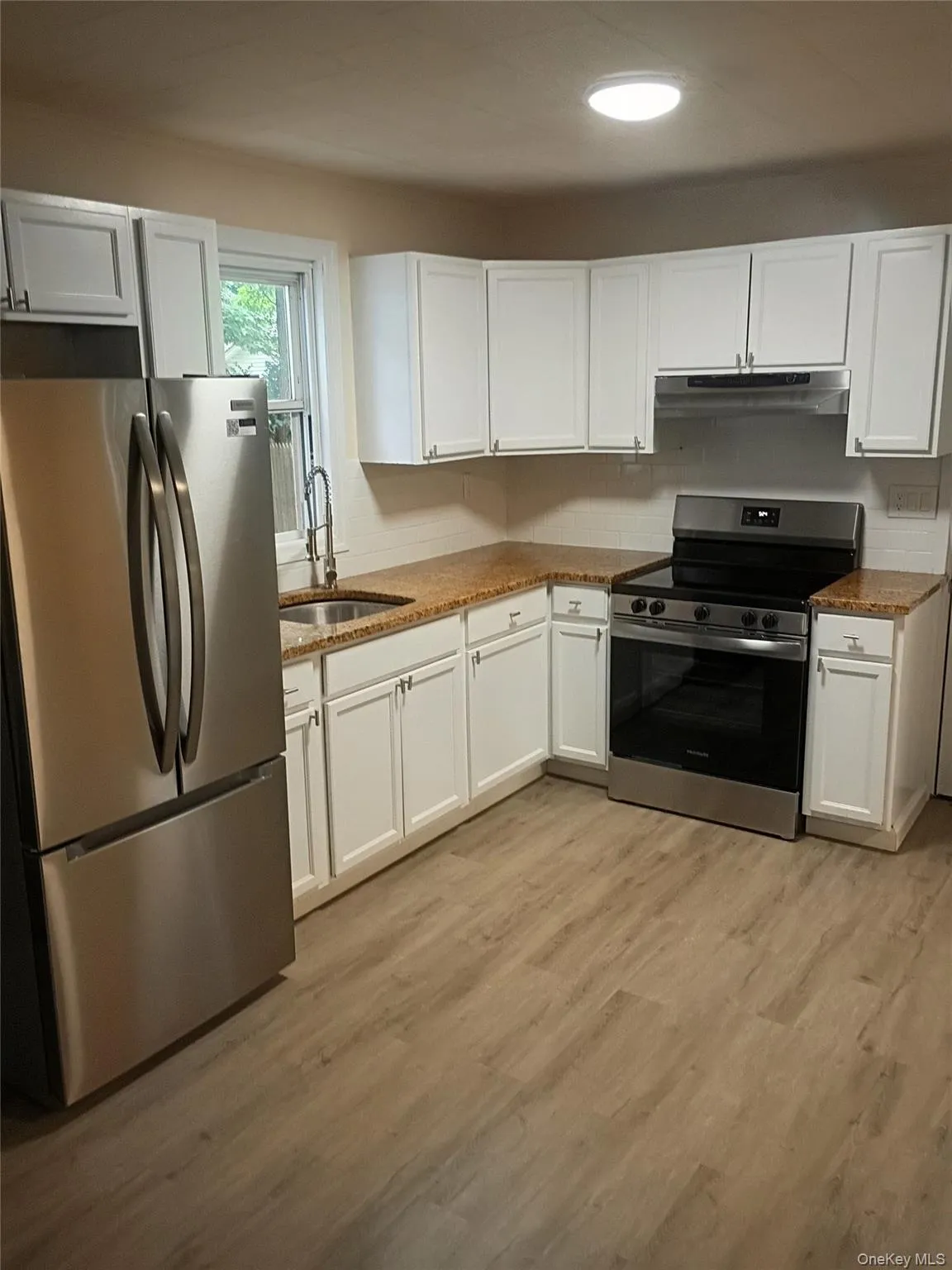 16 Neighborhood Road, Brookhaven, NY, 4 Bedrooms Bedrooms, 7 Rooms Rooms,1 BathroomBathrooms,Residential,For Rent,Neighborhood,0,1035494 16 Neighborhood Road, Brookhaven, NY, 4 Bedrooms Bedrooms, 7 Rooms Rooms,1 BathroomBathrooms,Residential,For Rent,Neighborhood,0,1035494