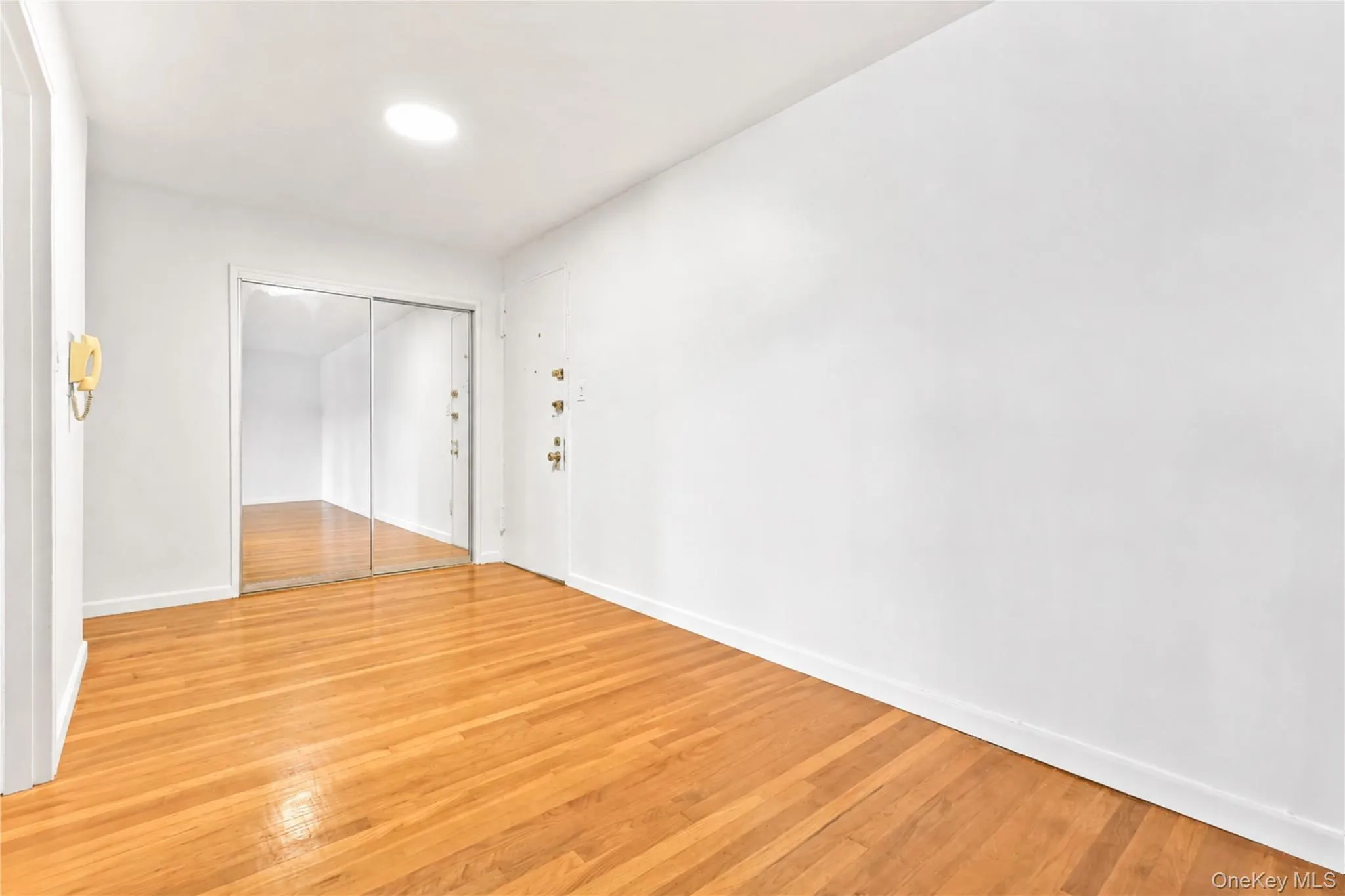29-09 137th Street, New York, NY, 1 Bedroom Bedrooms, 4 Rooms Rooms,1 BathroomBathrooms,Residential,For Rent,137th,0,1035497 29-09 137th Street, New York, NY, 1 Bedroom Bedrooms, 4 Rooms Rooms,1 BathroomBathrooms,Residential,For Rent,137th,0,1035497
