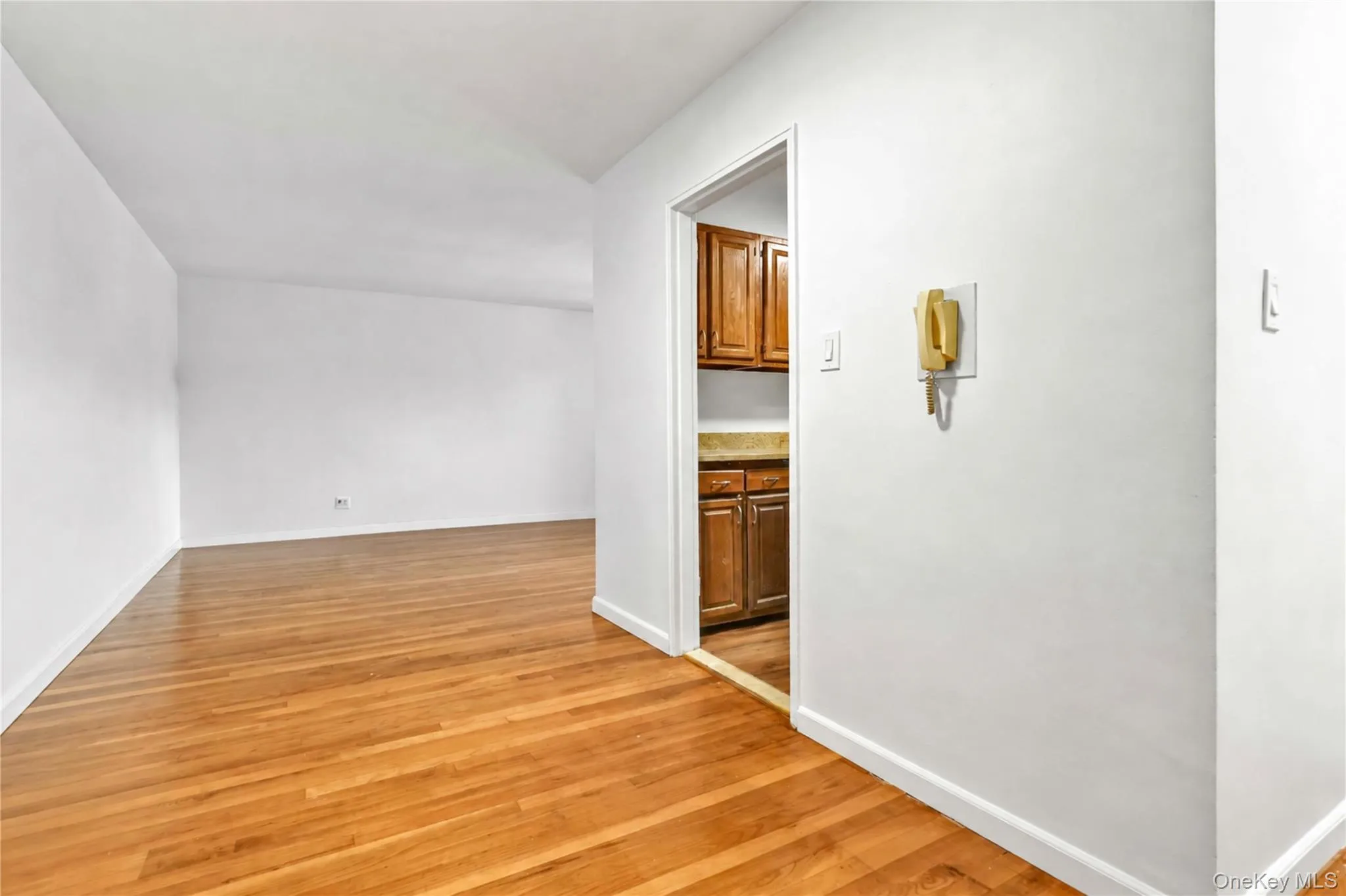 29-09 137th Street, New York, NY, 1 Bedroom Bedrooms, 4 Rooms Rooms,1 BathroomBathrooms,Residential,For Rent,137th,0,1035497 29-09 137th Street, New York, NY, 1 Bedroom Bedrooms, 4 Rooms Rooms,1 BathroomBathrooms,Residential,For Rent,137th,0,1035497