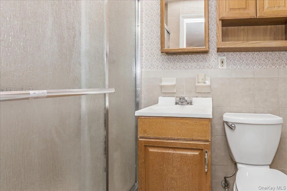 197 Stephen Street, Hempstead, NY, 3 Bedrooms Bedrooms, 8 Rooms Rooms,2 BathroomsBathrooms,Residential,For Rent,Stephen,0,1035498 197 Stephen Street, Hempstead, NY, 3 Bedrooms Bedrooms, 8 Rooms Rooms,2 BathroomsBathrooms,Residential,For Rent,Stephen,0,1035498