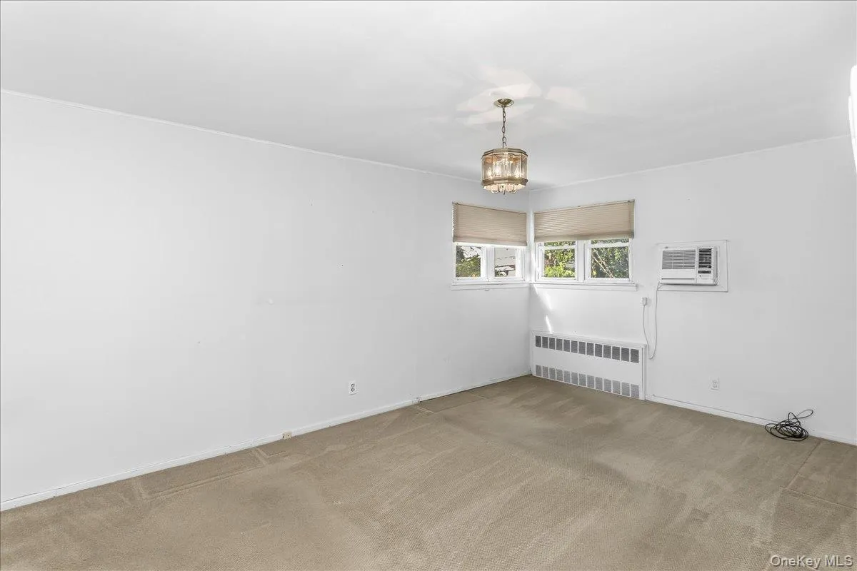 197 Stephen Street, Hempstead, NY, 3 Bedrooms Bedrooms, 8 Rooms Rooms,2 BathroomsBathrooms,Residential,For Rent,Stephen,0,1035498 197 Stephen Street, Hempstead, NY, 3 Bedrooms Bedrooms, 8 Rooms Rooms,2 BathroomsBathrooms,Residential,For Rent,Stephen,0,1035498