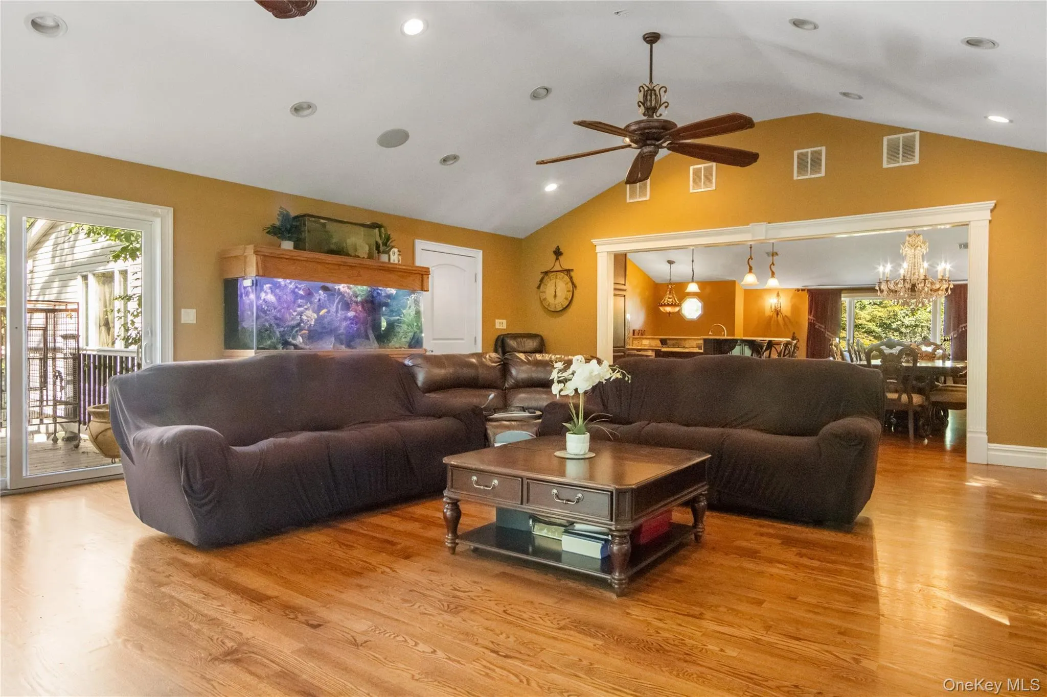 270 Bardonia Road, Clarkstown, NY, 5 Bedrooms Bedrooms, 15 Rooms Rooms,4 BathroomsBathrooms,Residential,For Rent,Bardonia,0,1035501 270 Bardonia Road, Clarkstown, NY, 5 Bedrooms Bedrooms, 15 Rooms Rooms,4 BathroomsBathrooms,Residential,For Rent,Bardonia,0,1035501