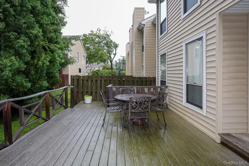 53 Villas Circle, Huntington, NY, 2 Bedrooms Bedrooms, 6 Rooms Rooms,2 BathroomsBathrooms,Residential,For Rent,Villas,0,1035502 53 Villas Circle, Huntington, NY, 2 Bedrooms Bedrooms, 6 Rooms Rooms,2 BathroomsBathrooms,Residential,For Rent,Villas,0,1035502