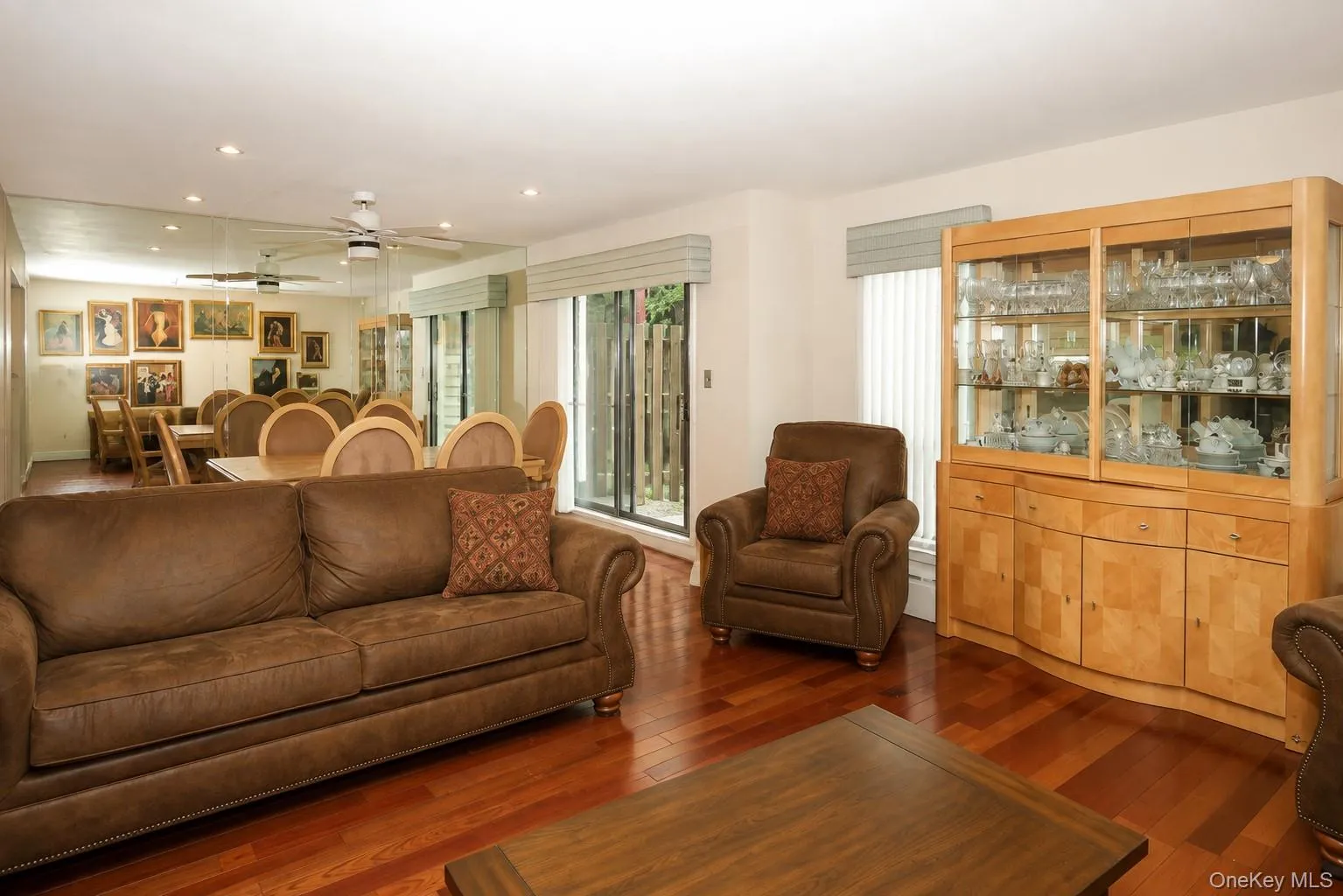 53 Villas Circle, Huntington, NY, 2 Bedrooms Bedrooms, 6 Rooms Rooms,2 BathroomsBathrooms,Residential,For Rent,Villas,0,1035502 53 Villas Circle, Huntington, NY, 2 Bedrooms Bedrooms, 6 Rooms Rooms,2 BathroomsBathrooms,Residential,For Rent,Villas,0,1035502