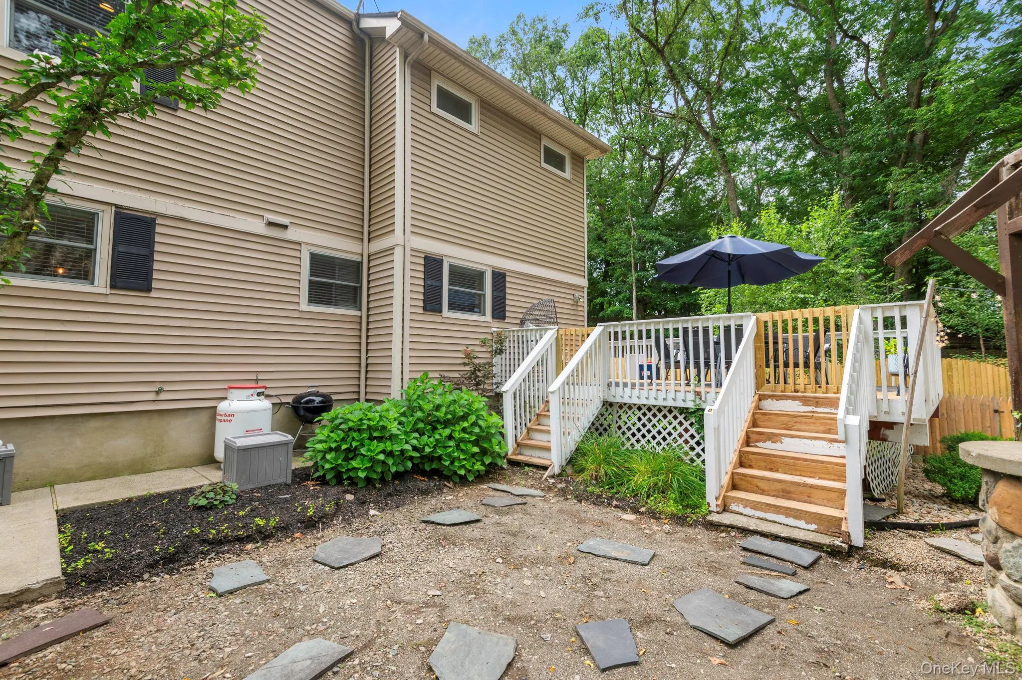 25 Birchwood Drive, Woodbury, NY, 4 Bedrooms Bedrooms, 12 Rooms Rooms,2 BathroomsBathrooms,Residential,For Rent,Birchwood,0,1035503 25 Birchwood Drive, Woodbury, NY, 4 Bedrooms Bedrooms, 12 Rooms Rooms,2 BathroomsBathrooms,Residential,For Rent,Birchwood,0,1035503