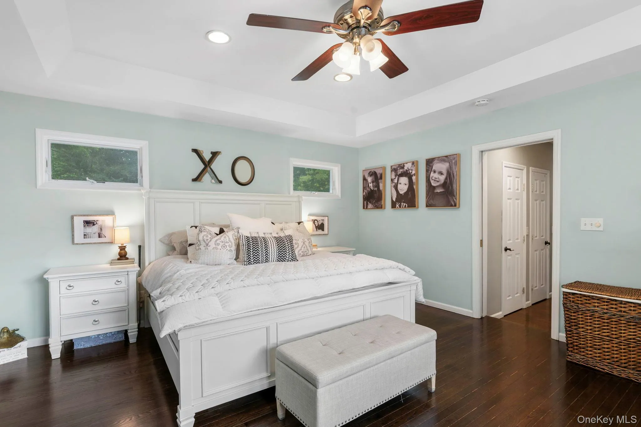 Tray ceiling with recessed lighting and a ceiling fan Tray ceiling with recessed lighting and a ceiling fan